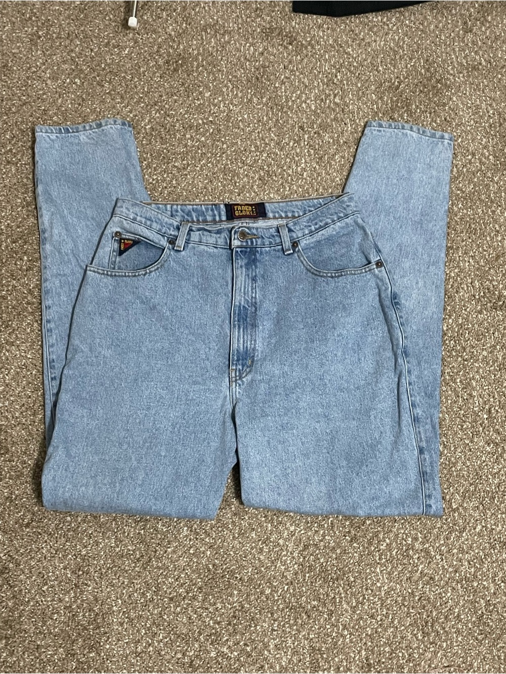 Vintage Faded Glory Women’s Blue Light Wash Denim Mom Jeans High Rise Size 32